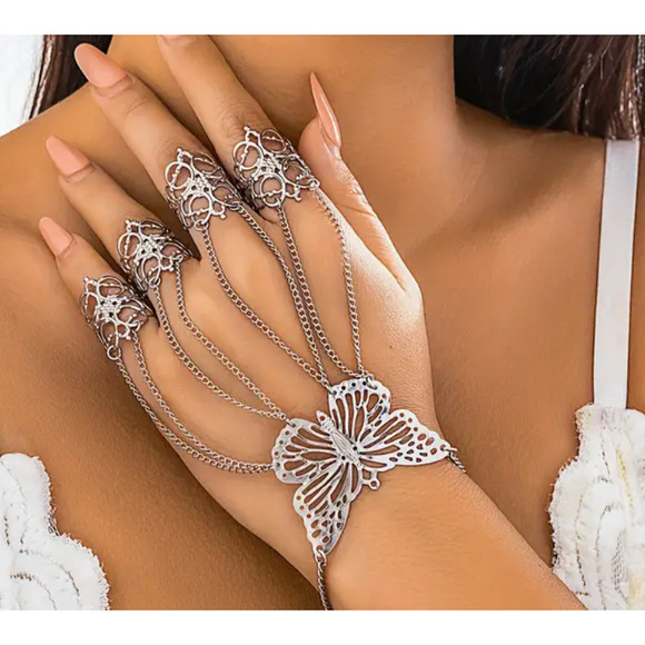 Filigree Butterfly Bracelet & Rings Silver Tone Adjustable Chains Boho Soft Girl - Picture 1 of 3